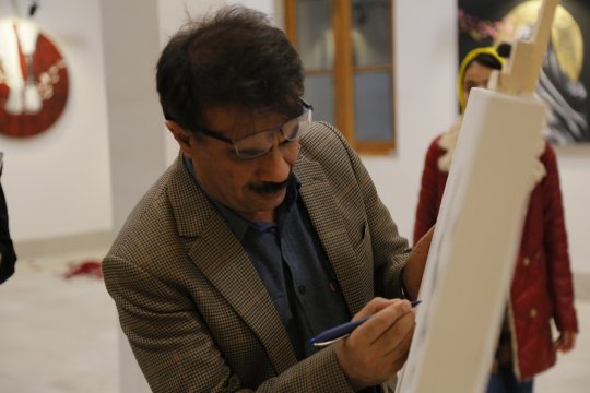 نمایشگاه نقاشی «آن سوی رویای زنانه» در بافت قدیم بوشهر افتتاح شد+تصاویر 