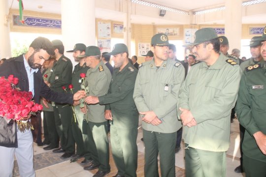 گزیده ای از اولین روز دهه مبارک فجر در دشتستان +گزارش تصویری