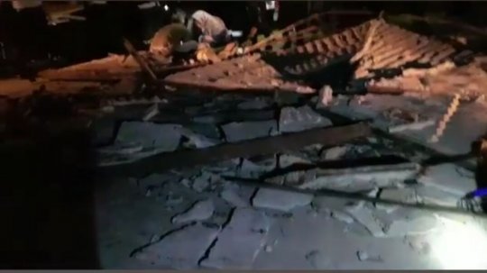 سقوط آلاچیق بتنی ساحل بوشهر سه مصدوم برجا گذاشت