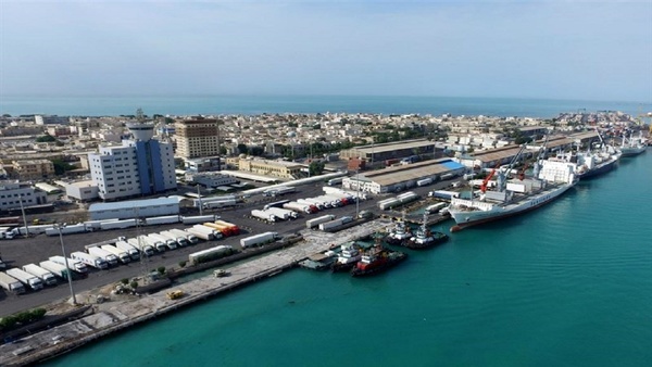 انتقال مجتمع نفتی بوشهر به خارج از شهر/ تهدید   بوشهریها  در صورت بروز اتفاقی مشابه انفجار بیروت/ وجود بیش از 20 انبار نفت در شهر 