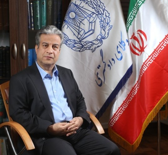 حلیلی بر «ضرورت آموزش وکلای دادگستری» با رویکرد تطبیقی