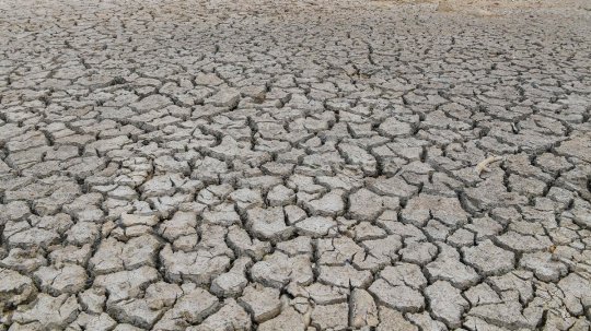 خشکسالی در ایران؛ زندگی در برخی شهرها غیرممکن میشود