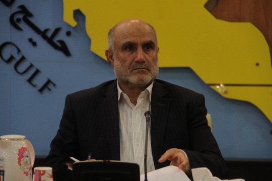 اختصاصی/استاندار بوشهر در آیین تقدیر از برگزیدگان پنجمین دوره جایزه بنیاد رشد و اندیشه:اجرا طرحهای اشتغالزایی، سرمایهگذاری، تولیدی در اولویت قرار دارد+تصاویر