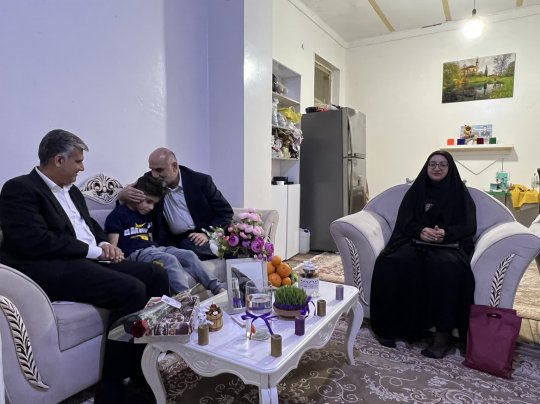اختصاصی/ در آغازین ساعت سال ۱۴۰۲ ،حضور استاندار بوشهر در گلزار شهدا و منزل کودکان یتیم+تصاویر
