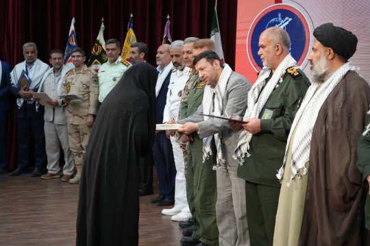 اختصاصی/با حضور استاندار بوشهر،تجلیل از پیشکسوتان دفاع مقدس +گزارش تصویری