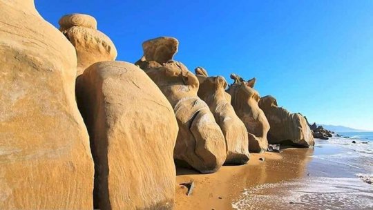 عکس/ ساحل زیبای مکسر در هرمزگان