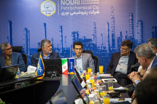 شرکت پتروشیمی نوری میزبان نخستین نشست "کانون تفکر بازرگانی" شرکتهای هلدینگ خلیج فارس +تصاویر