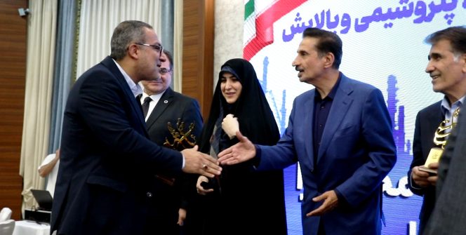 پتروفرهنگ به عنوان «شرکت برتر سال 1403» صنعت نفت ایران معرفی شد+تصویر