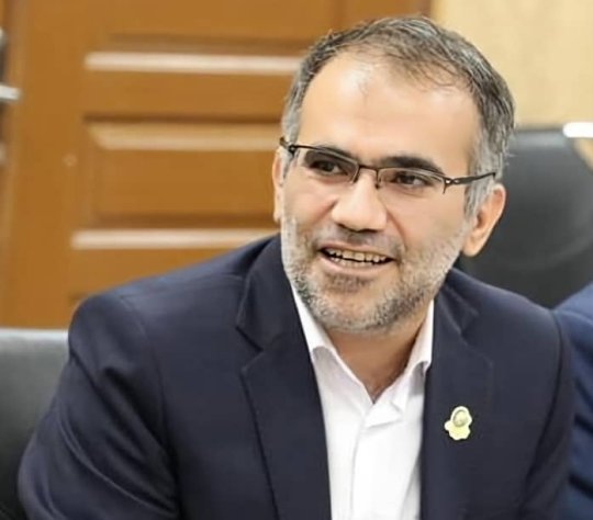 تقدیر مدیر HSE گروه صنایع پتروشیمی خلیج فارس ازمهندس سیاوش میرحاجیمدیرعامل پتروشیمی پارس