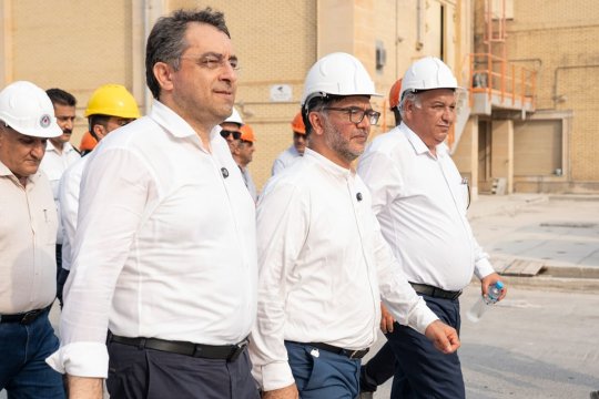 بازدید محمود امیننژاد و هیئت همراه از پتروشیمی هنگام و بررسی آخرین وضعیت پروژه اوره+گزارش تصویری