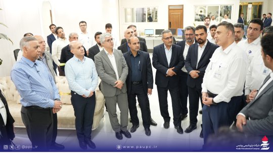بازدید مدیران ساتا، غدیر و پارسیان از پتروشیمی پردیس؛ تجلیل از كاركنان خط مقدم «جنگ اقتصادی»+تصاویر