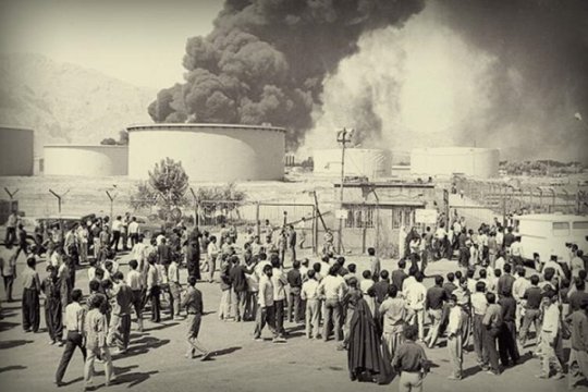 مدیرعامل پتروشیمی خارگ بمناسبت هفته دفاع مقدس ایثار و مقاومت کارکنان خارک، میراثی پایدار برای پتروشیمی کشور