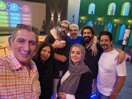 عکس/سلفی پُربازدید چهرههای مشهور در یک پشت صحنه