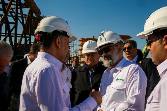 بازدید مدیران پترول،نفت و گاز و تاسیسات دریایی از پروژه های مختلف+تصاویر