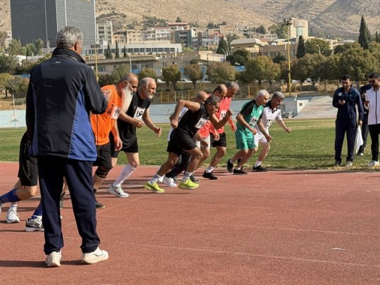  درخشش پیشکسوتان پتروشیمی پارس در المپیاد فرهنگی‌ورزشی شیراز+اسامی مدال آوران+تصاویر