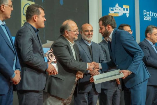 آریاساسول تندیس برنز شرکت برتر در نوآوری را دریافت کرد+تصاویر