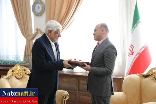 تقدیر معاون اول رئیسجمهور از مهندس هاشمی مدیر عامل هلدینگ نفت و گاز پارسیان+تصاویر