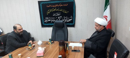 نشست صمیمی حجت الاسلام والمسلمین محمدی امام جمعه عسلویه و دکتر امیر اکبری مدیرعامل پتروشیمی جم+تصاویر
