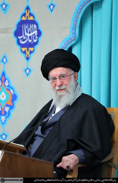 عکس های آیت الله خامنه ای قبل از شهادت