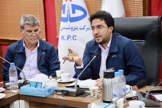 پیام دکتر پورضیایی مدیرعامل پتروشیمی خارگ بمناسبت هفته دولت+تصویر