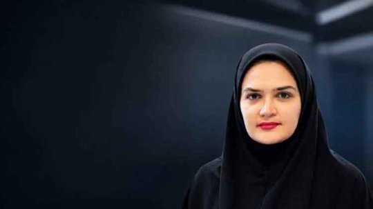 در برابر تحریم، مکث یعنی باخت