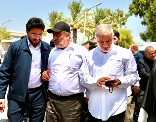 بازدید مشترک دکتر نیکزاد نایب رئیس مجلس،حمید بورد مدیرعامل شرکت ملی نفت ایران و دکتر پورضیایی مدیرعامل پتروشیمی خارک از تاسیسات جزیره تصاویر